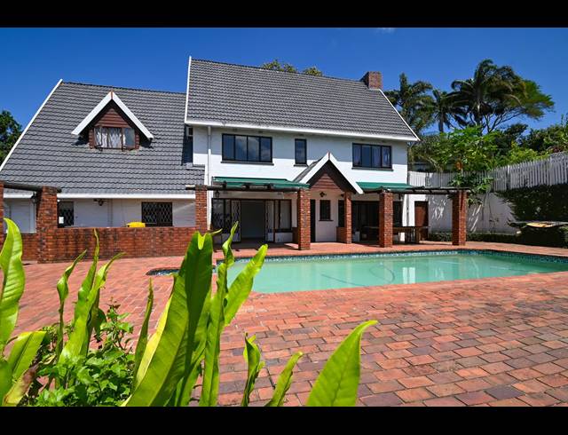 4 BEDROOM FREEHOLD TO LET IN COWIES HILL